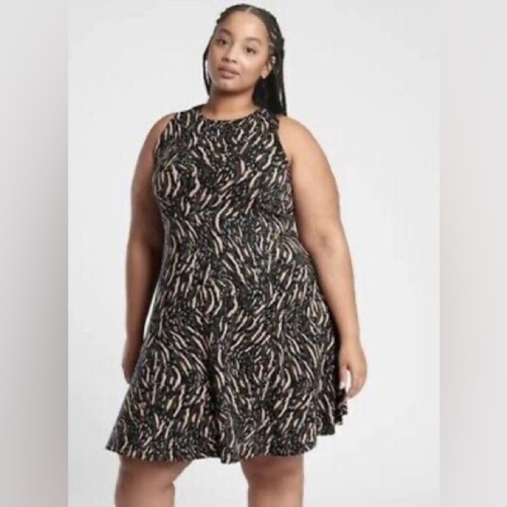 <3 Athleta Santorini Abstract Print Dress
